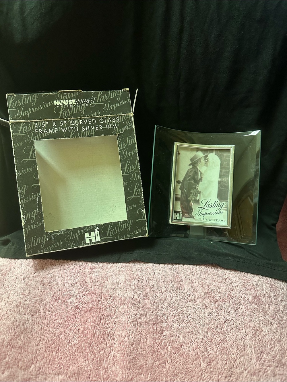 Housewares Curved Glass Picture Frame -  Silver Accents, 3.5” by 5” photo